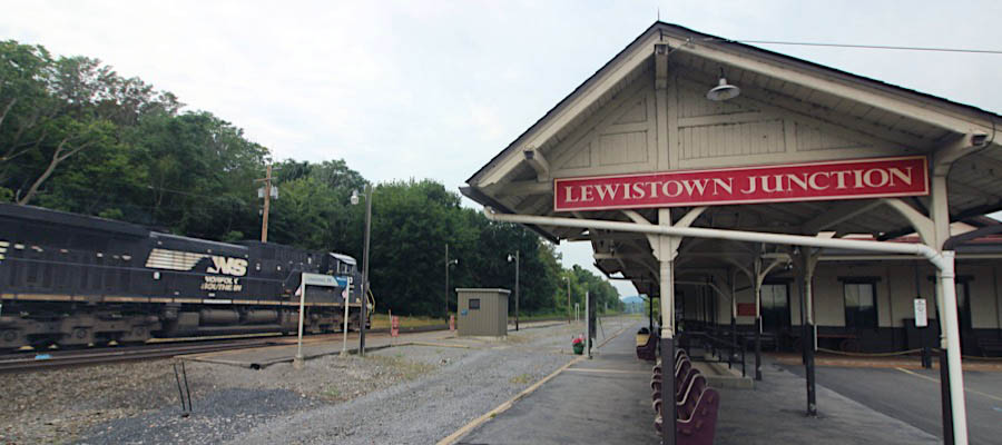 lewistown30