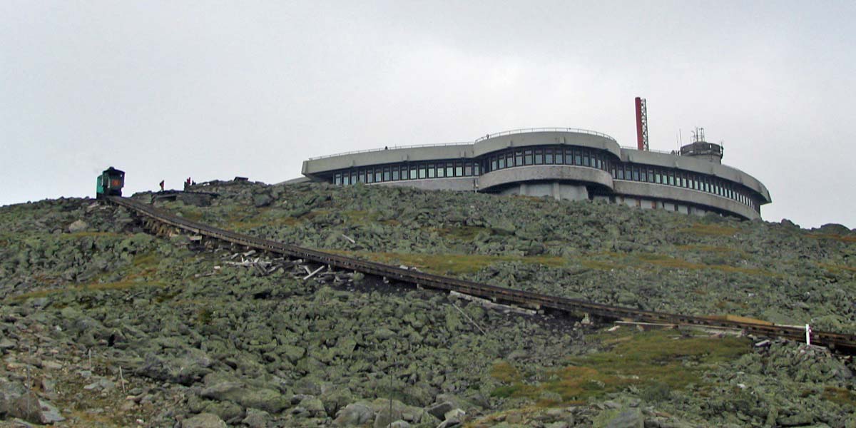 Mt Washington visitors center