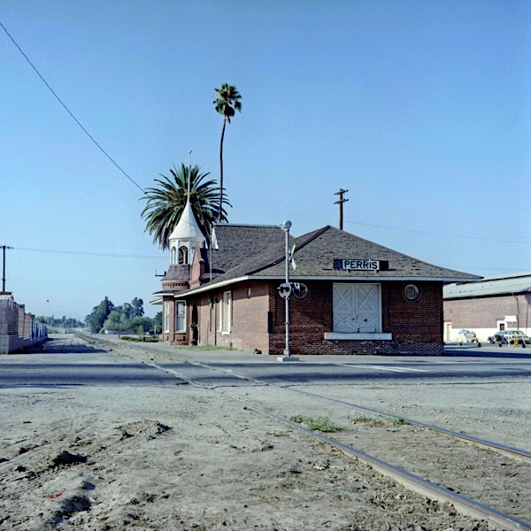 perris_depot4