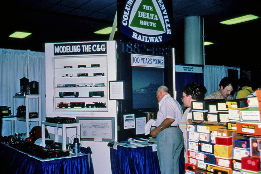 1982display1