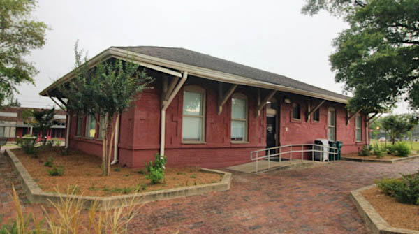 greenwood_depot2020h